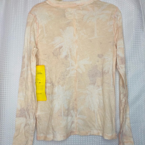 FREE PEOPLE WE THE FREE Mash It Up Scenic Tee XS - Picture 5 of 9